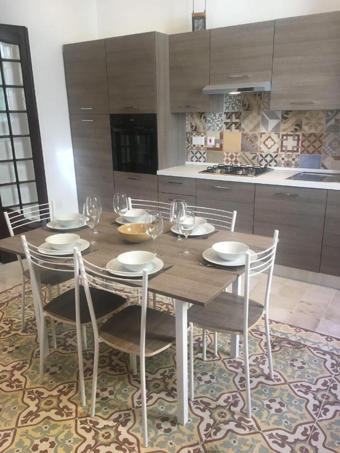 Spacious 4-Bedrooms Townhouse In Tas-Sliema Exterior photo