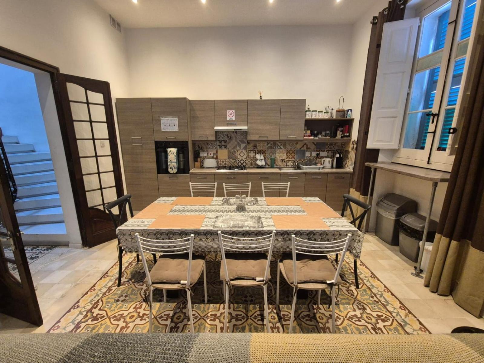 Spacious 4-Bedrooms Townhouse In Tas-Sliema Exterior photo